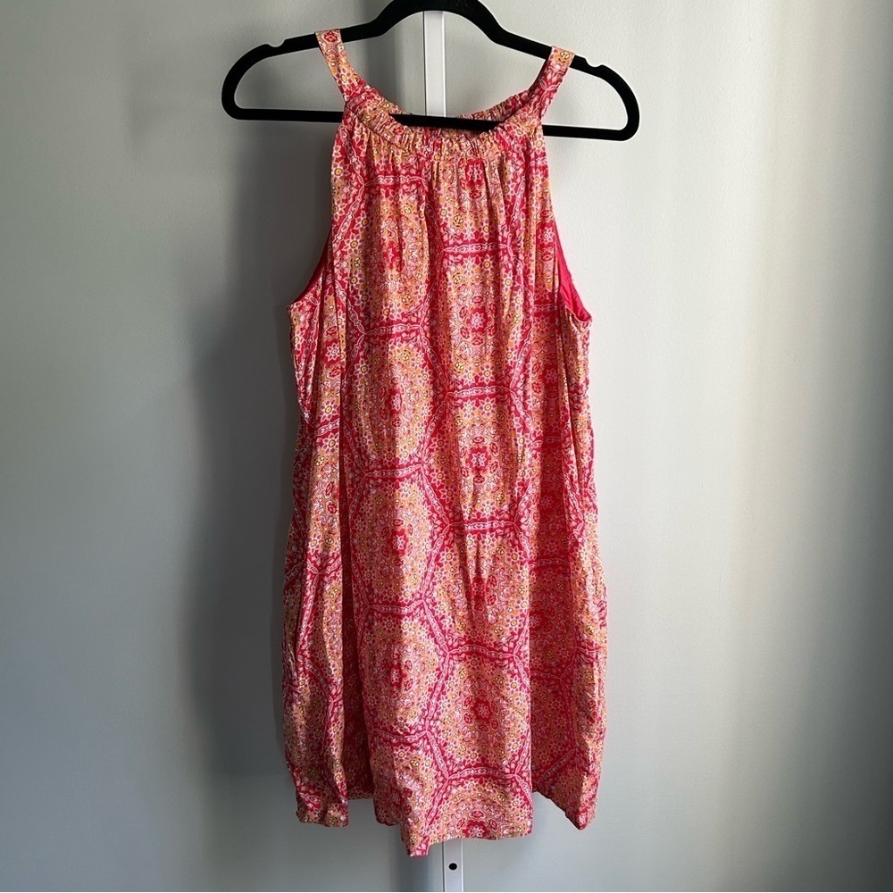 New York & Company Red Orange Paisley Sleeveless Dress